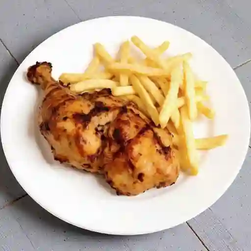 1/4 De Pollo Asado Con Papas Fritas Caseras