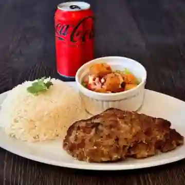 Fricandela con Arroz y Mini Ensalada