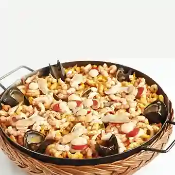 Paella de mariscos (2 porciones)