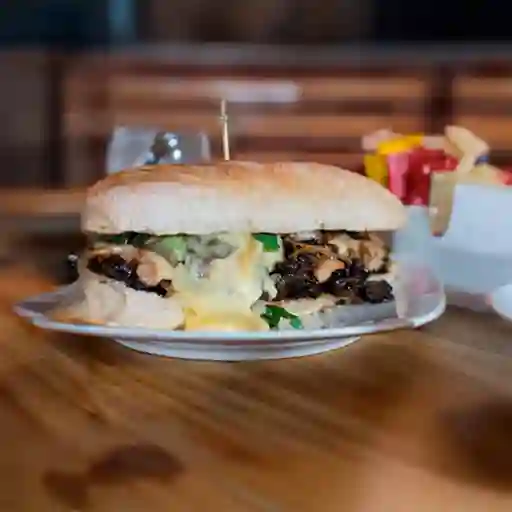 Sándwich Setas Al Pollo