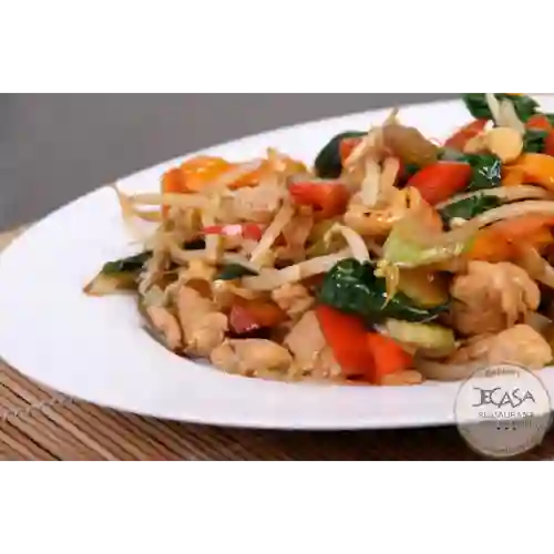 Salteado de Pollo con Verduras