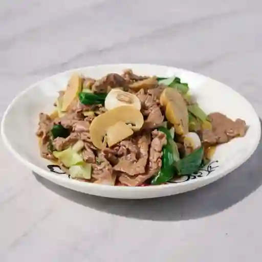 Carne champiñones