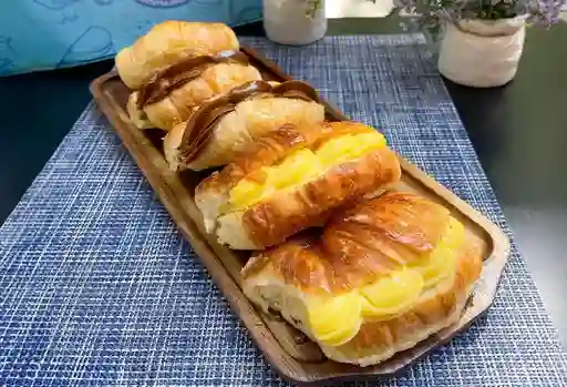 12 Medialunas Rellenas