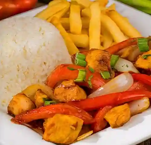 Pollo Salteado