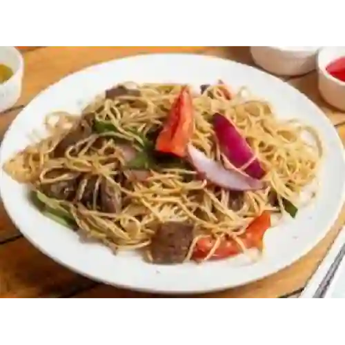 Tallarines Salteados