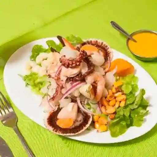 Ceviche de Pescado con Calamar