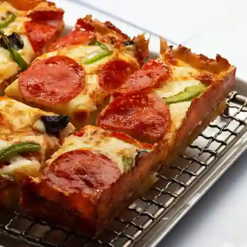 Arma Tu Detroit Style Familiar 37X27 Cm