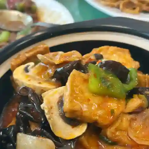 Tofu Frito Casero Plato para Compartir