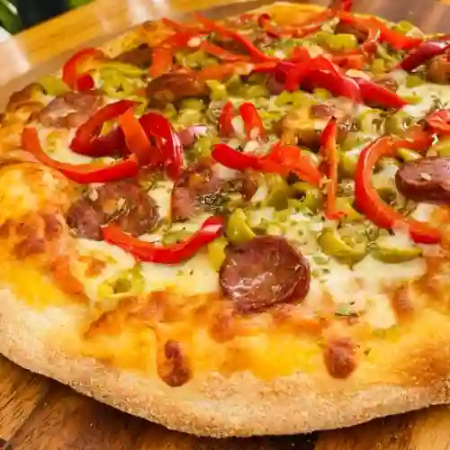 Pizza Calabrese Familiar