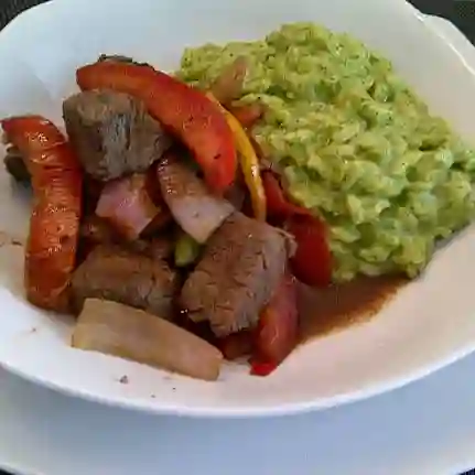 Risotto Al Pesto con Lomo Saltado