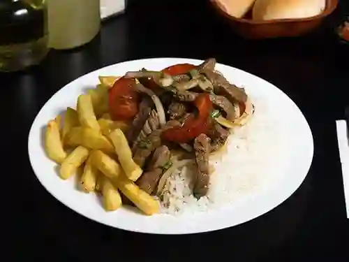 Lomo Saltado