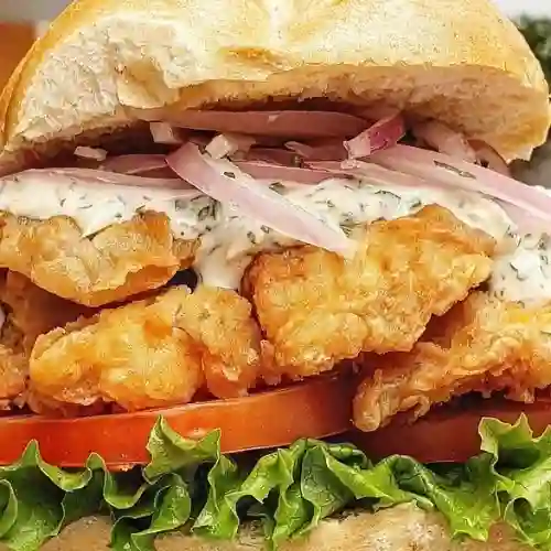 Sándwich Chicharrón de Pollo