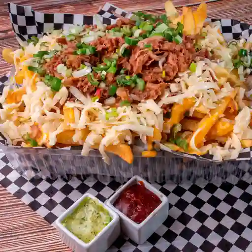 Papas Fritas con Mechada