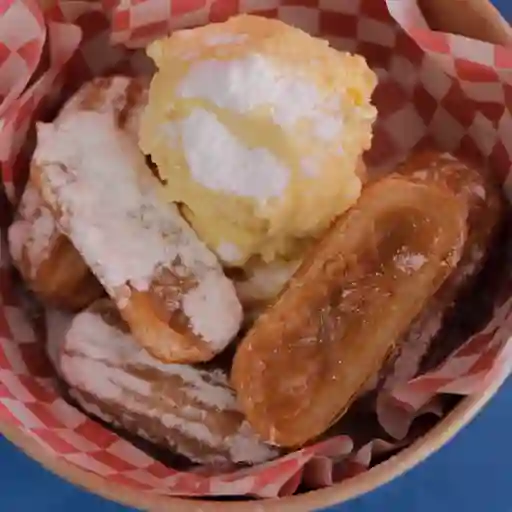 Churros de manjar con helado