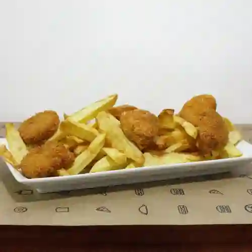 Papas Fritas con Nuggets