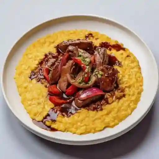 Filete saltad con cremoso a la huancaína