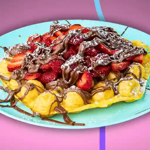 Waffle con frutilla
