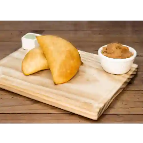 Empanada Carne Mechada