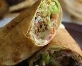 Shawarma Tradicional y 2 Salsas Árabes