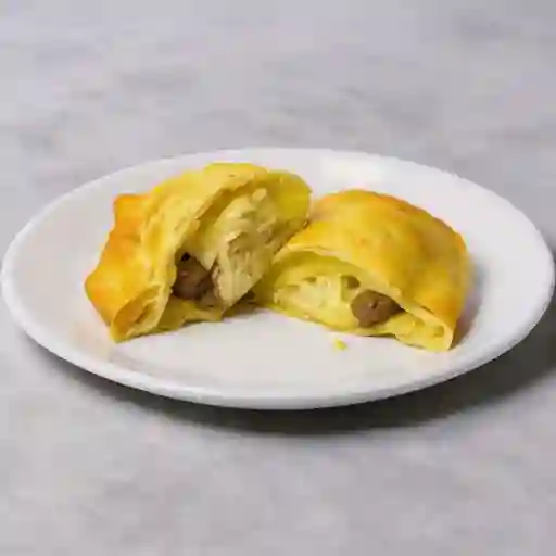 Empanada carne ave queso