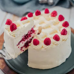 Torta Merengue Frambuesa 18 Personas