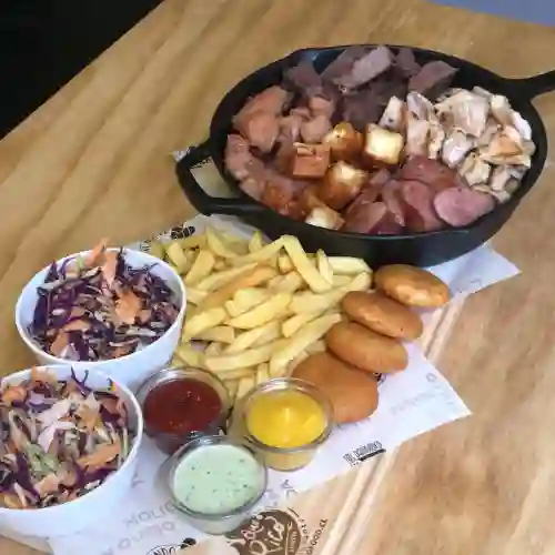 Parrilla full para compartir. 3 personas