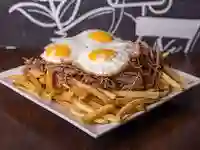 Chorrillana mechada chorizo xl + bebida