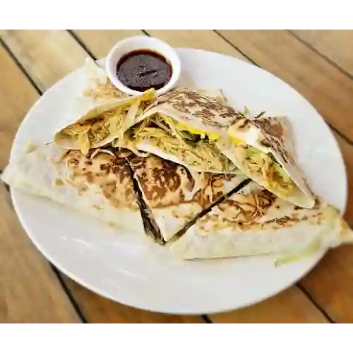 Quesadillas Pollo Mechado