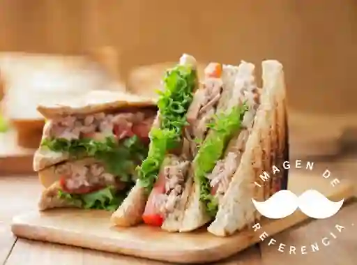 Sándwich Pollo, Palta y Mayo