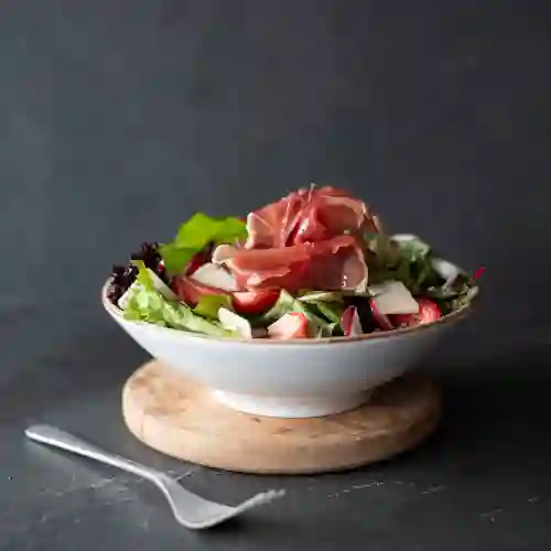 Ensalada Frutilla & Prosciutto