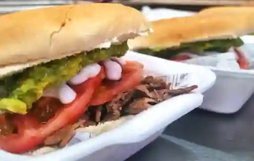 Combo 2: X2 Churrasco Italiano + Papas Medianas