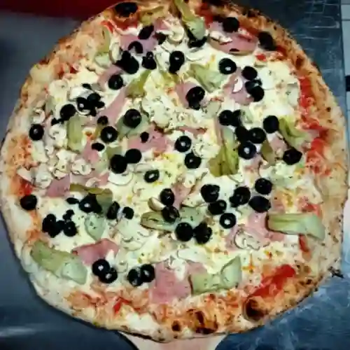 Pizza Quattro Stagioni Cuatro Estaciones