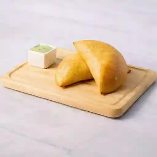 Empanada de Cazón de Pescado