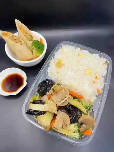 Colación Individual Chapsui de Verduras con Arroz Chaufan