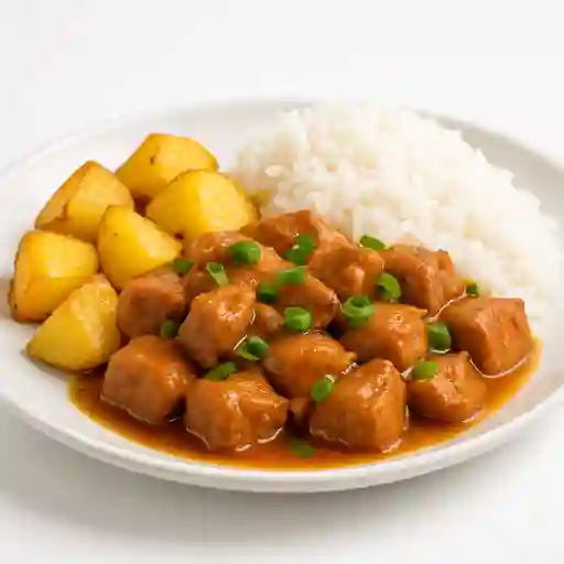 Cerdo de Jengibre con Papas y Arroz