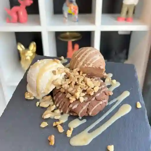 Galletón de Chocolate con helado