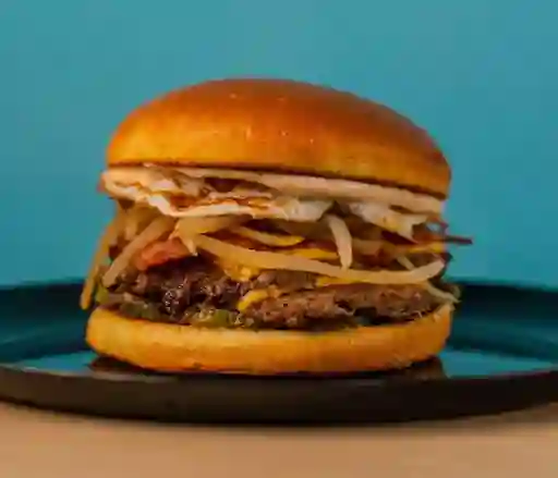 Burger Fire Road Papas Fritas