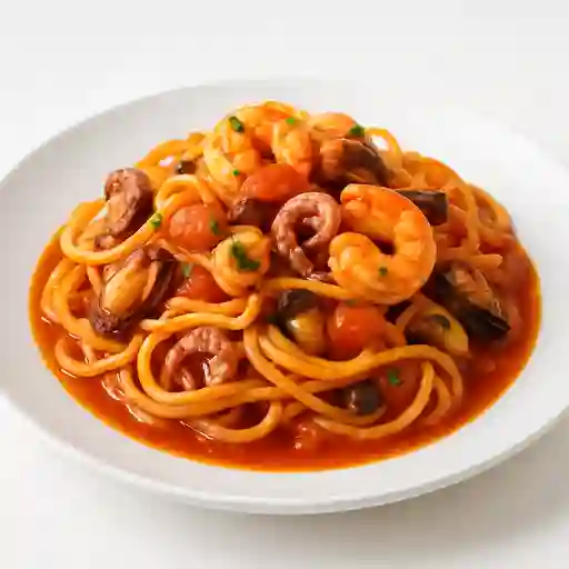 Spaguetti en Salsa de Mariscos