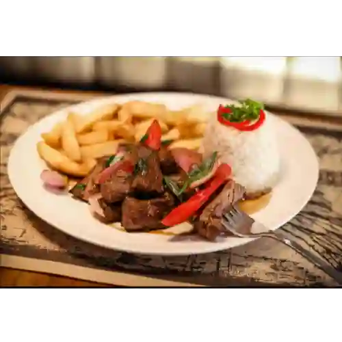 Lomo Saltado