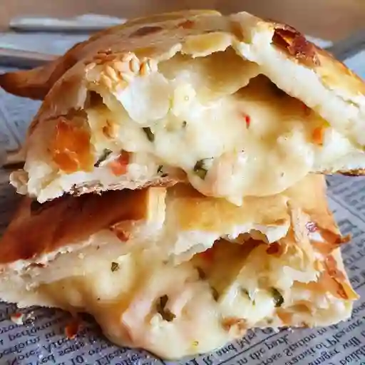Empanada napolitana
