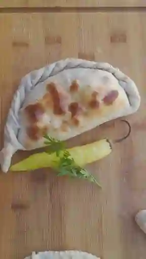 Empanada Macha Queso
