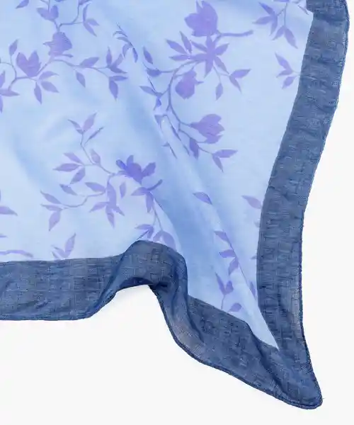 Lounge Bandana Relounge Flores Con Hojas Celeste