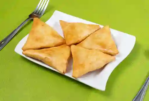 Empanadas de Camarón/Queso (5 Unidades)