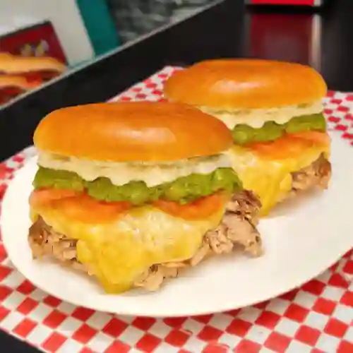 Dúo Lomito Italiano con Queso