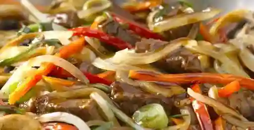 Chapsui Cerdo Mediano con Arroz