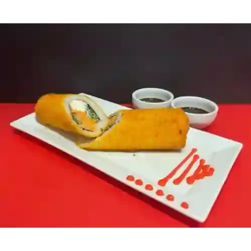 Hand roll salmón