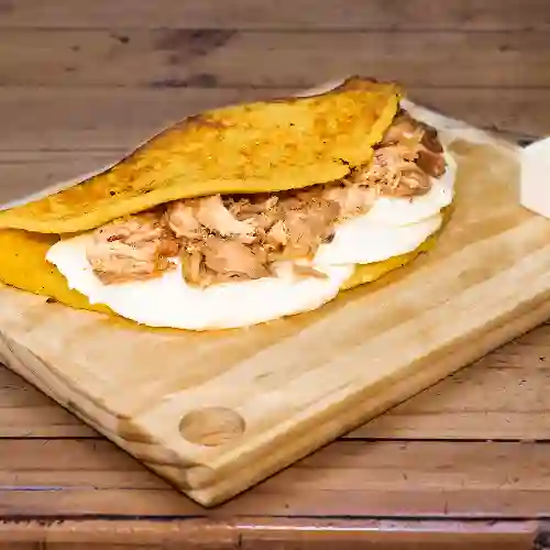 Cachapa con Pernil (cerdo) y Queso de Mano