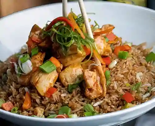 Arroz Chaufa Pollo