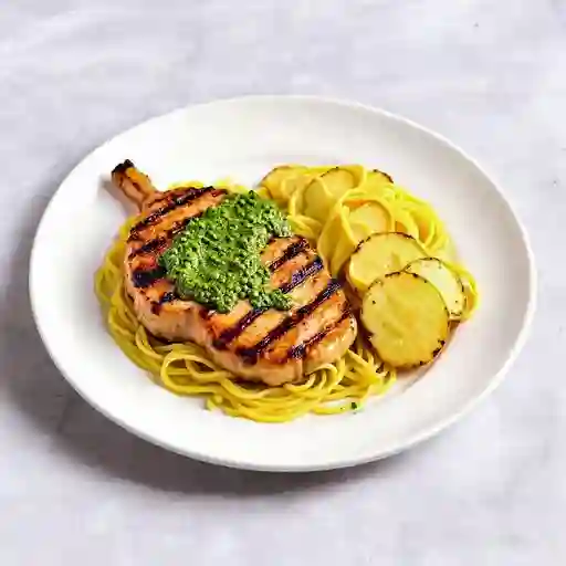 Fetuc Pesto / Chuleta y Papas Huancaína