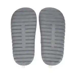 Pantuflas Acolchadas Con Diseño 35/36
